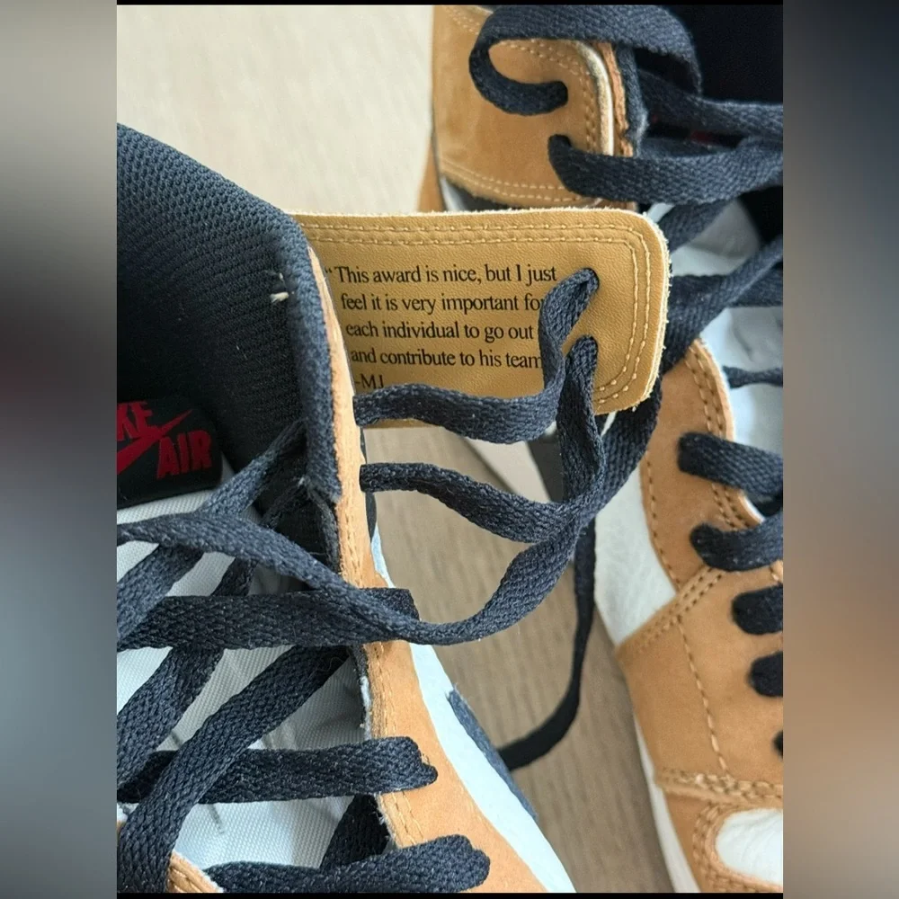 AIR JORDAN 1 RETRO HIGH OG “Rookie of the Year